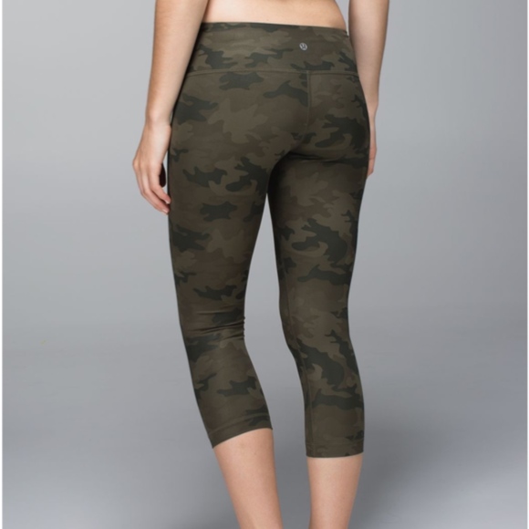 Lululemon Wunder Under Crop Savasana Camo - Picture 2 of 6